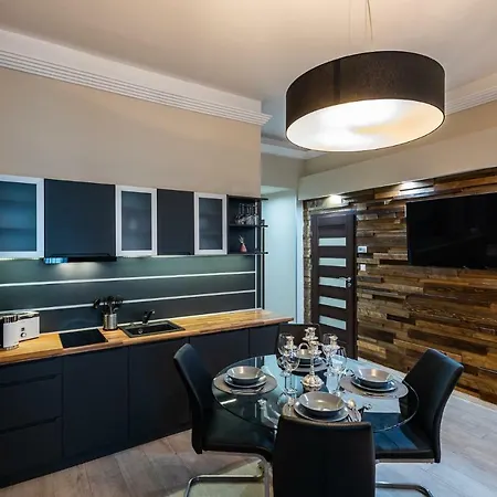 Apartment Center Of The Center, The Grand Deluxe